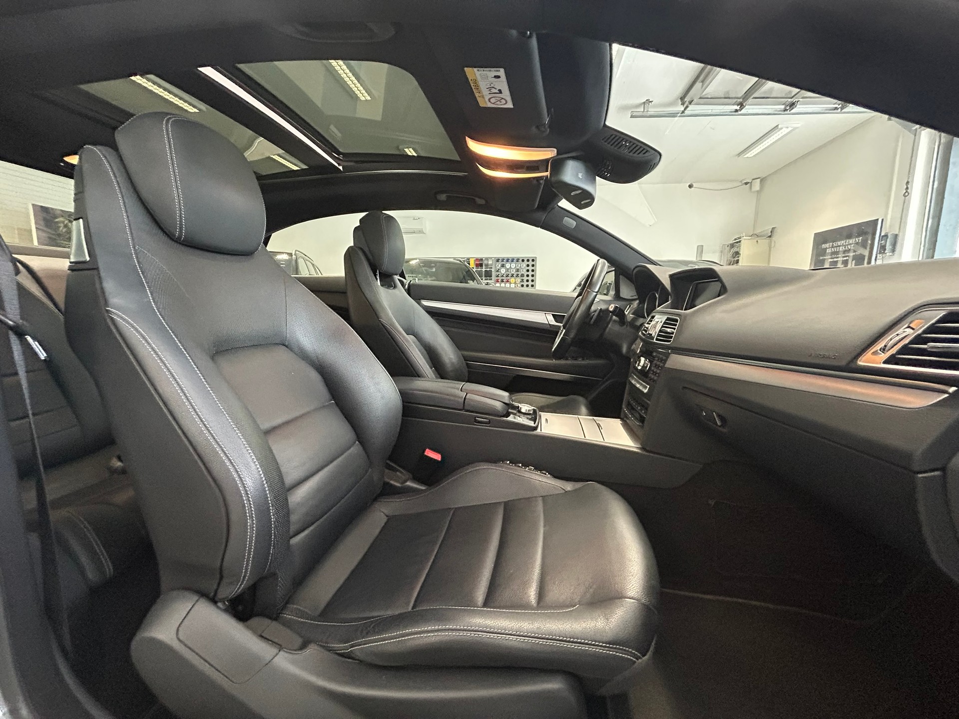 MERCEDES-BENZ E 250 Coupé 7G-Tronic-image-9