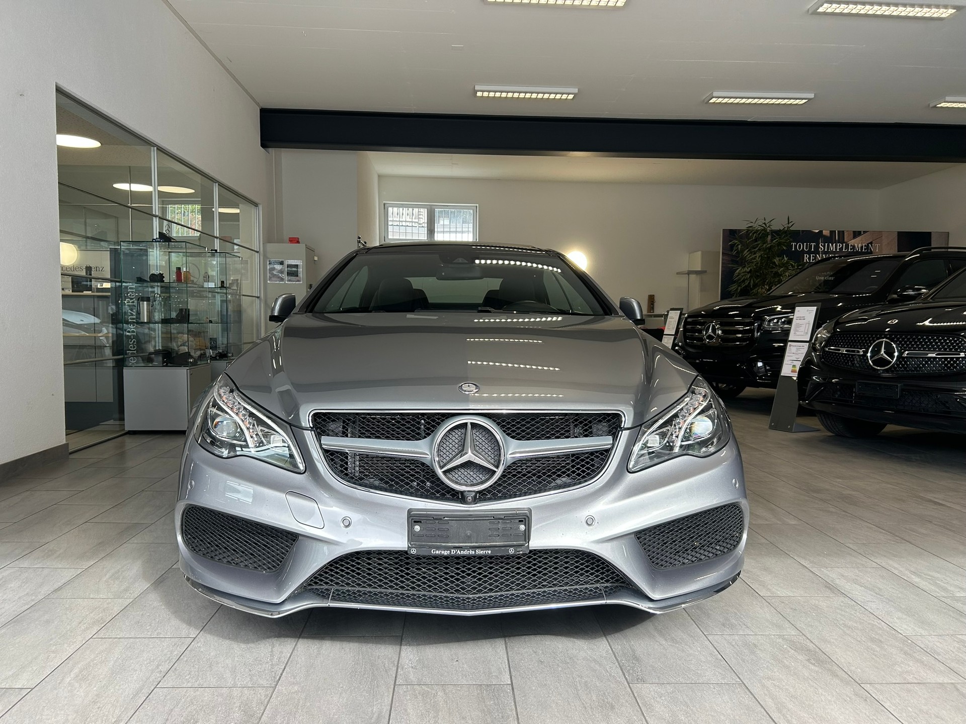 MERCEDES-BENZ E 250 Coupé 7G-Tronic-image-1
