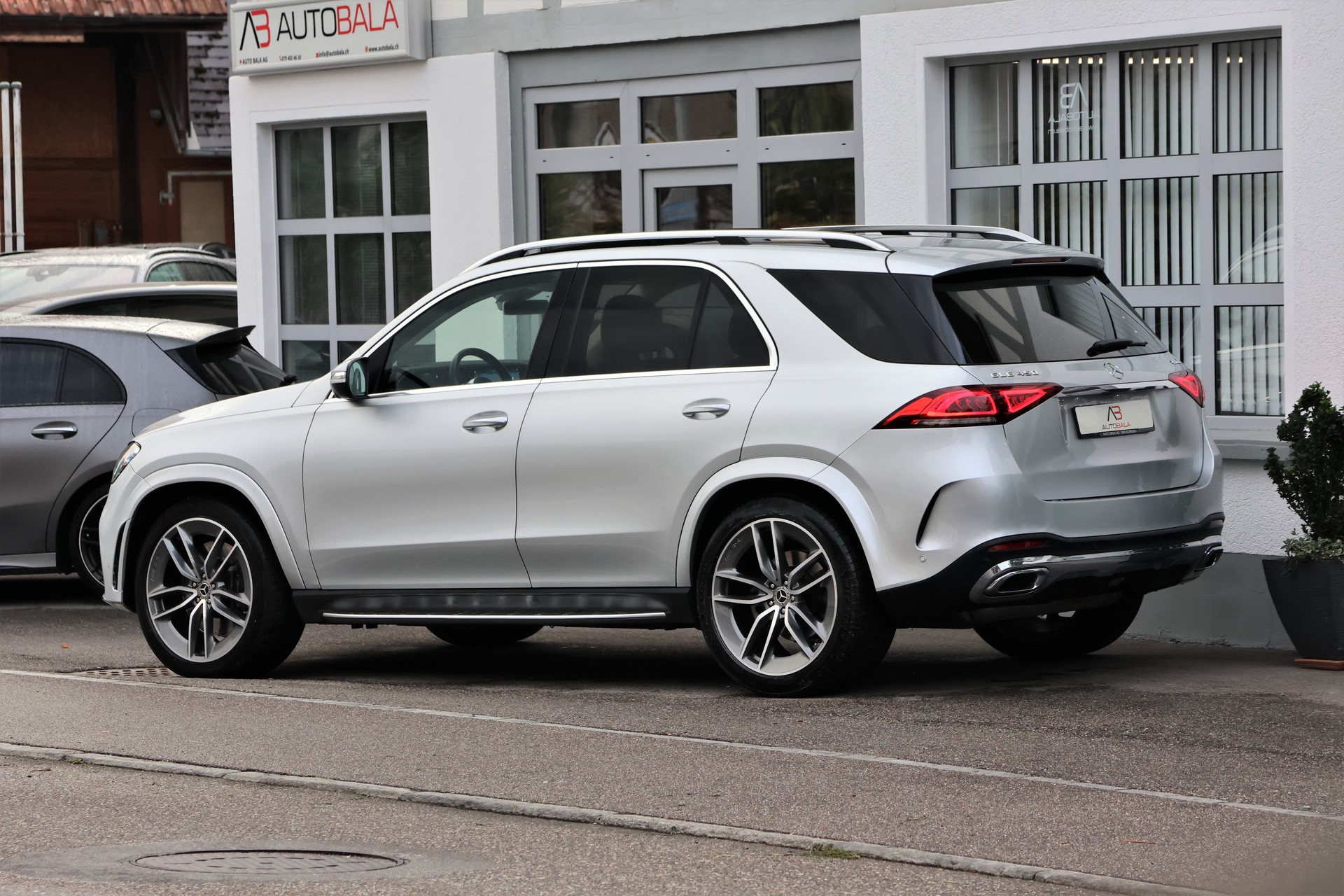 MERCEDES-BENZ GLE 450 4Matic AMG Line 9G-Tronic (CH) + 3.5T AHK-image-4