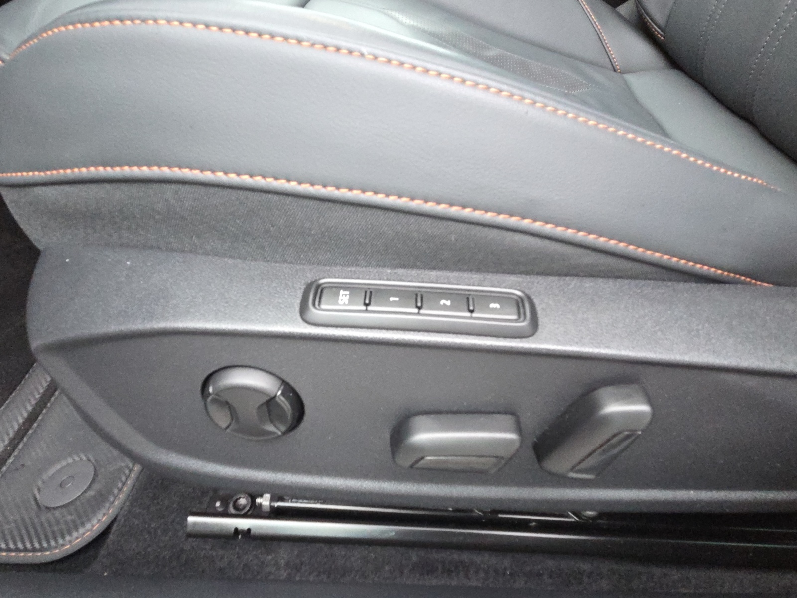 CUPRA Formentor 2.0TSI VZ 4Drive DSG-image-14