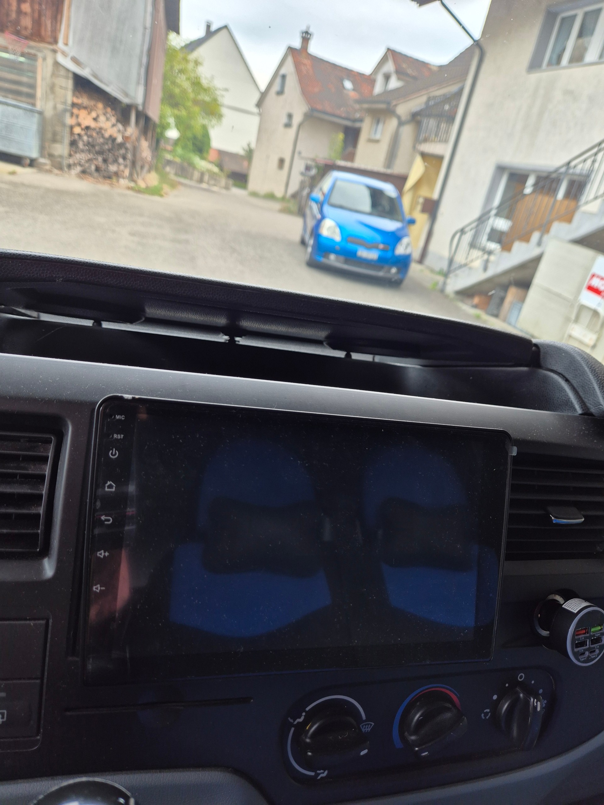 FORD 2.2 TDCi 85 Trend-image-5