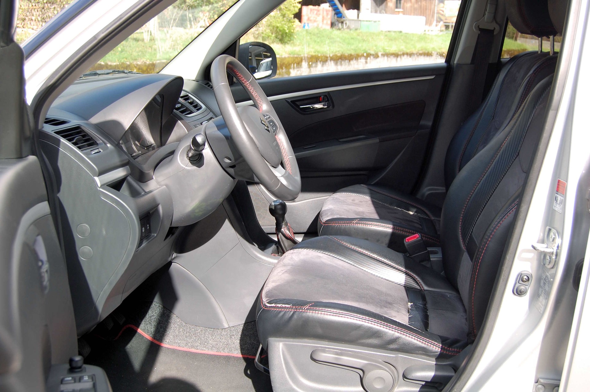 SUZUKI Swift 1.2i 16V GL Sergio Cellano-image-13