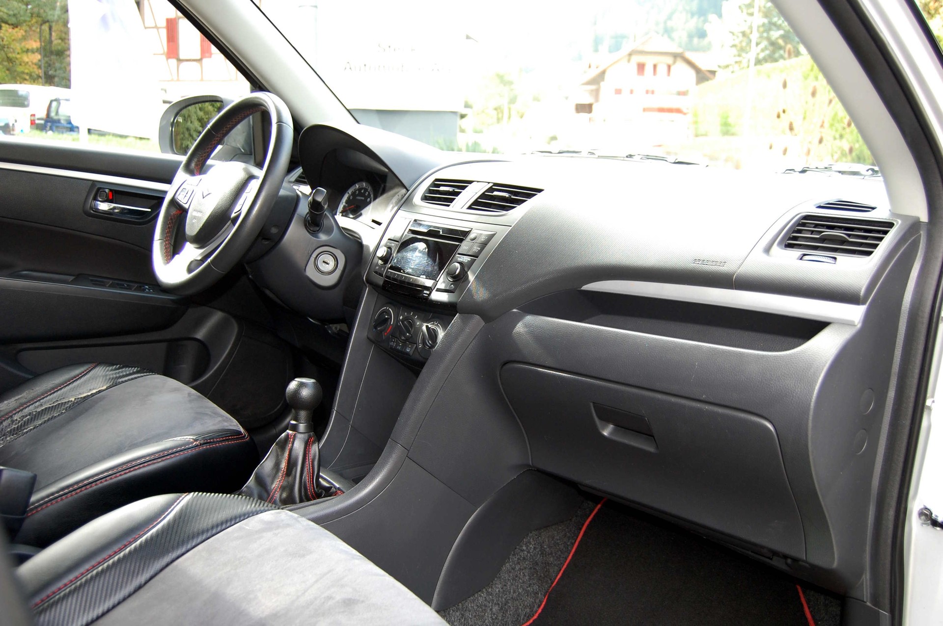 SUZUKI Swift 1.2i 16V GL Sergio Cellano-image-12