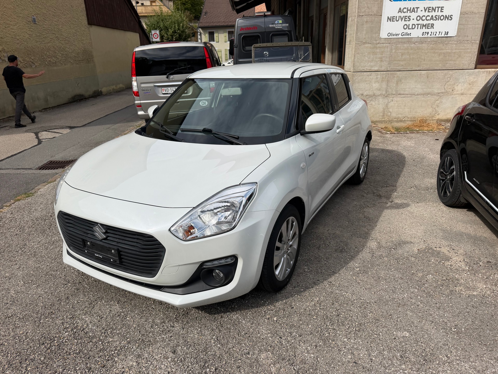 SUZUKI Swift 1.0 12V Tradizio-image-2