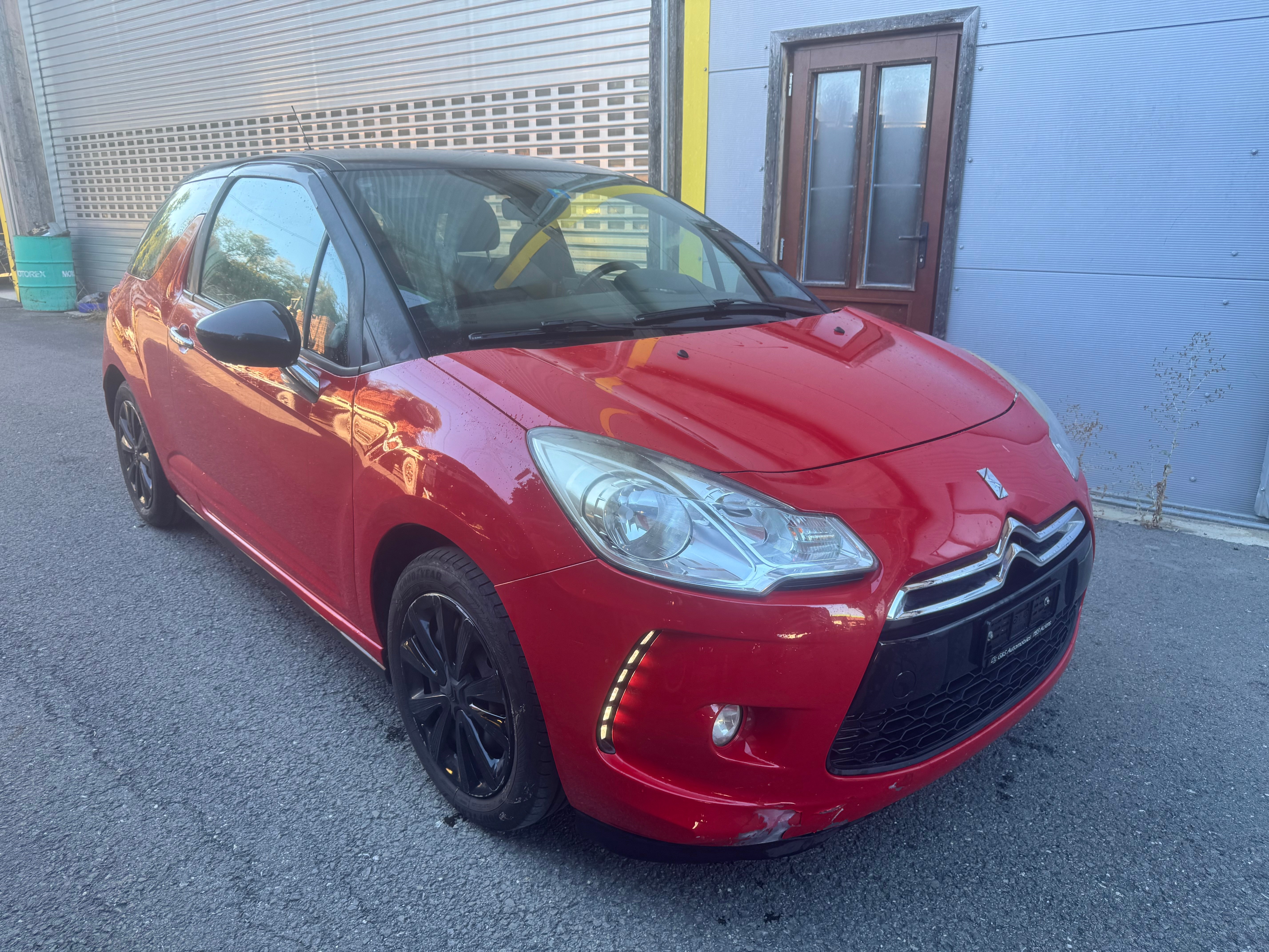 Car photo
