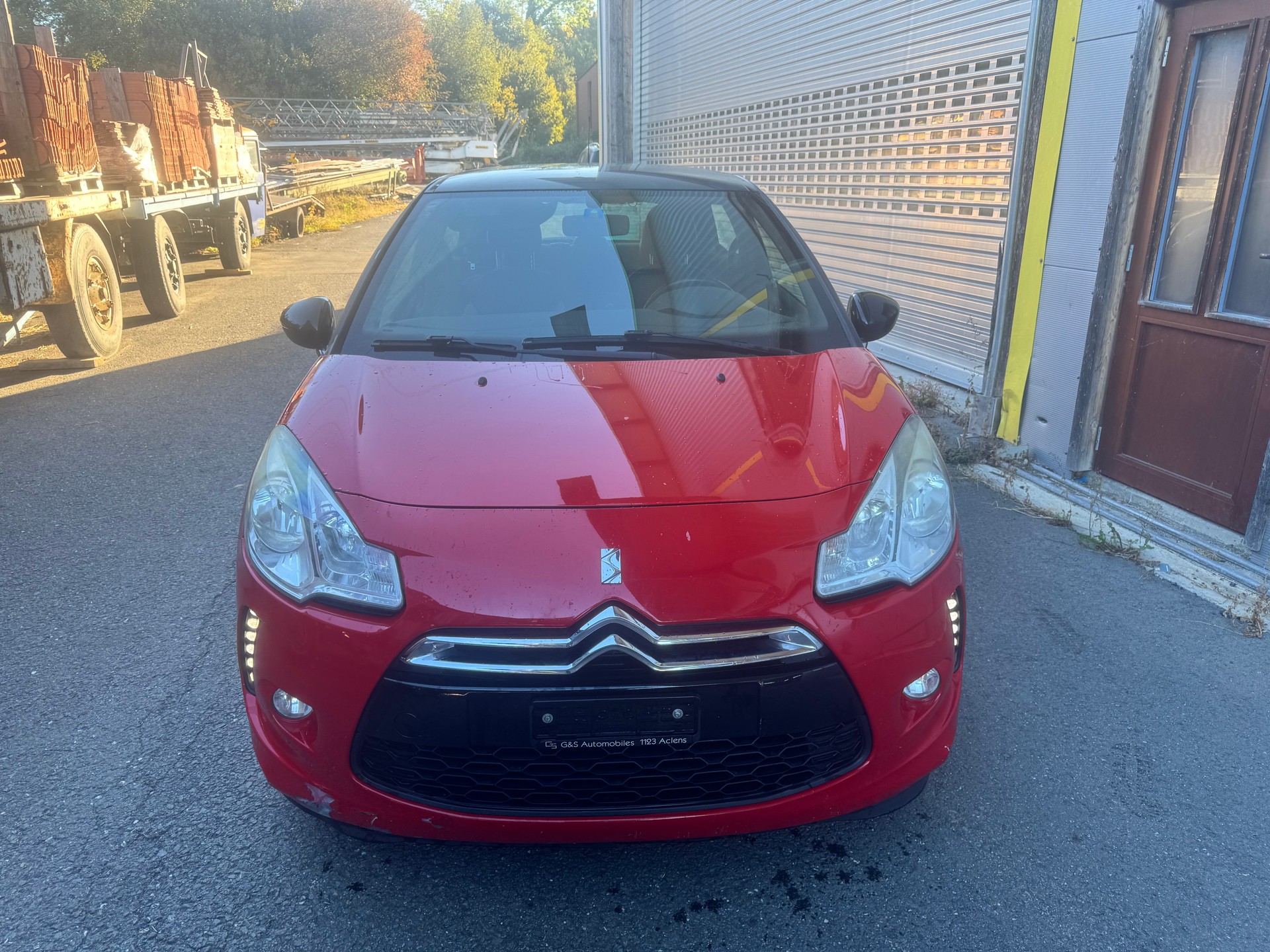 DS AUTOMOBILES DS3 1.4 VTi Chic-image-1