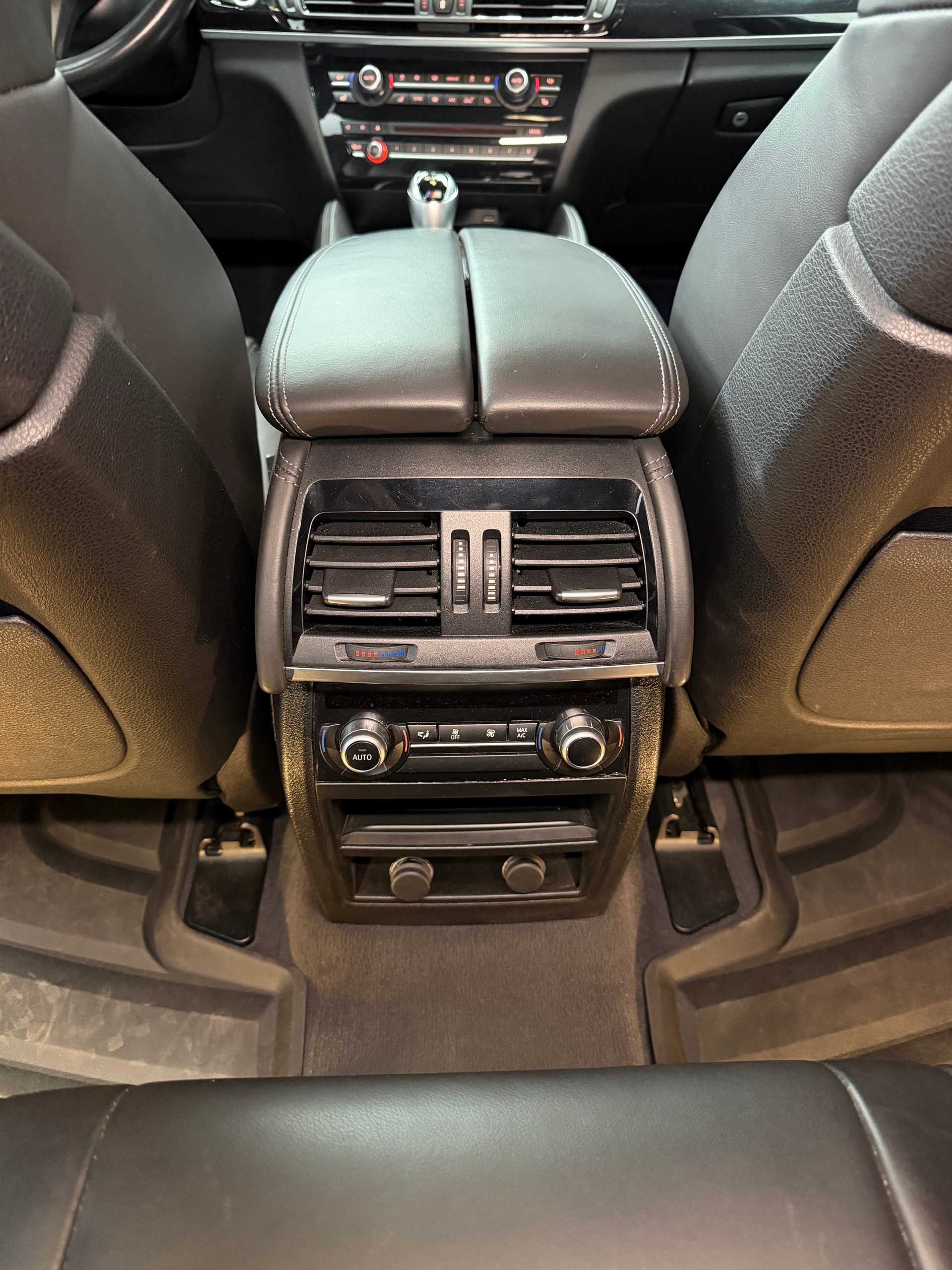 BMW X6M Steptronic-image-11