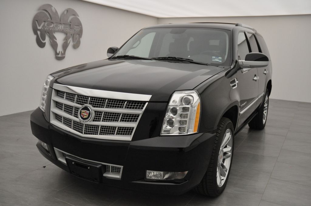 CADILLAC Escalade 6.2 Platinum Edition-image-1