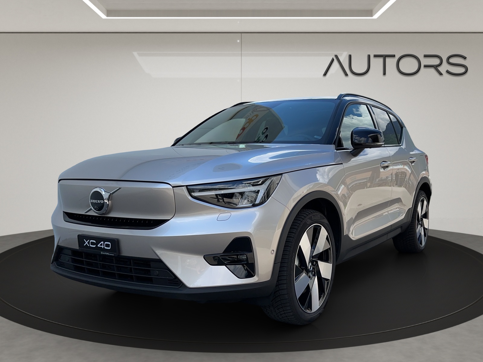 VOLVO XC40 Recharge E80 82kWh Ultimate AWD-image-0