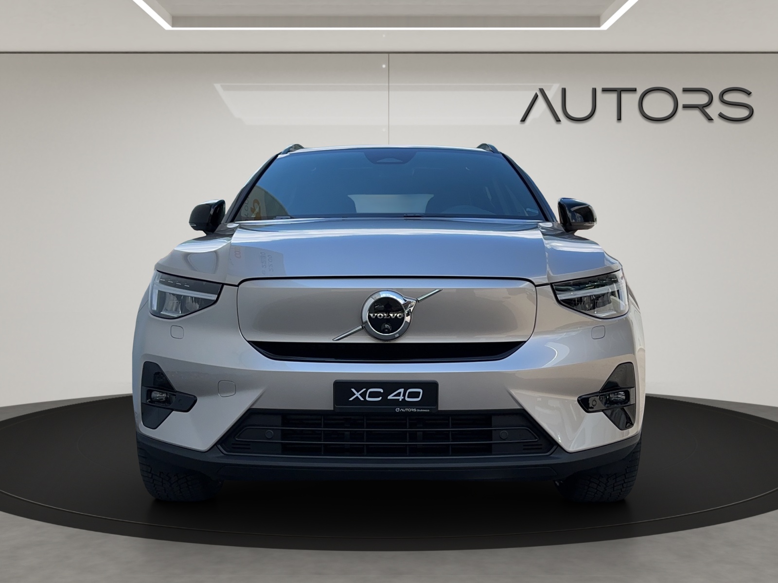 VOLVO XC40 Recharge E80 82kWh Ultimate AWD-image-3
