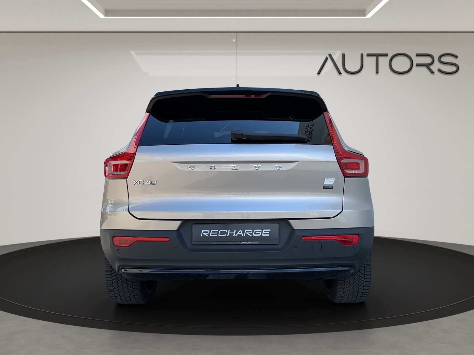 VOLVO XC40 Recharge E80 82kWh Ultimate AWD-image-4
