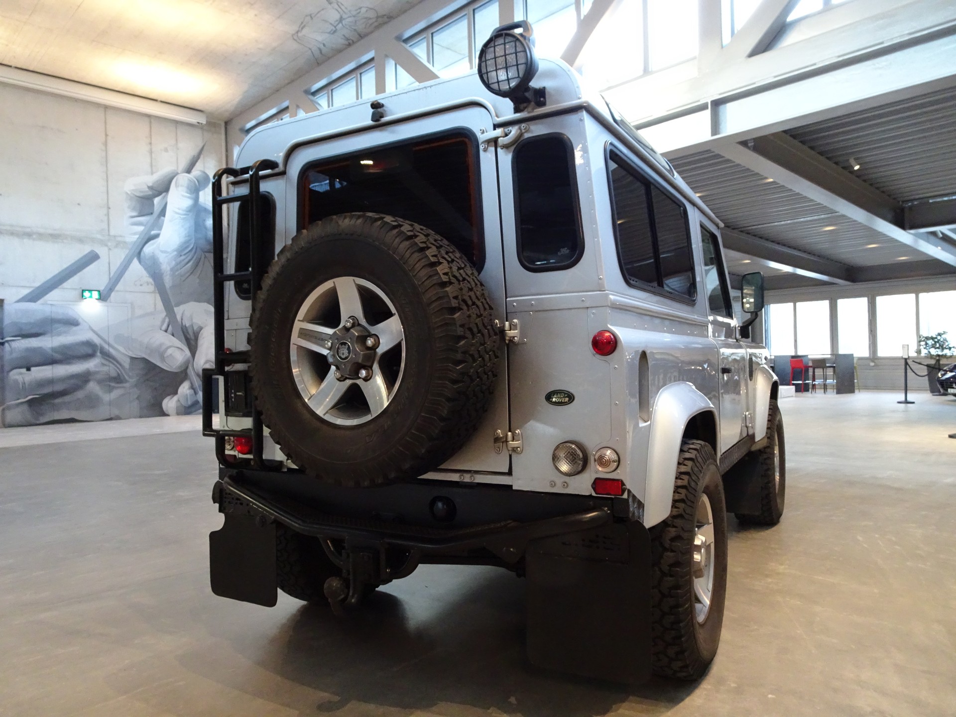 LAND ROVER Defender 90 CSW 2.5 Td5 AVUS-image-9