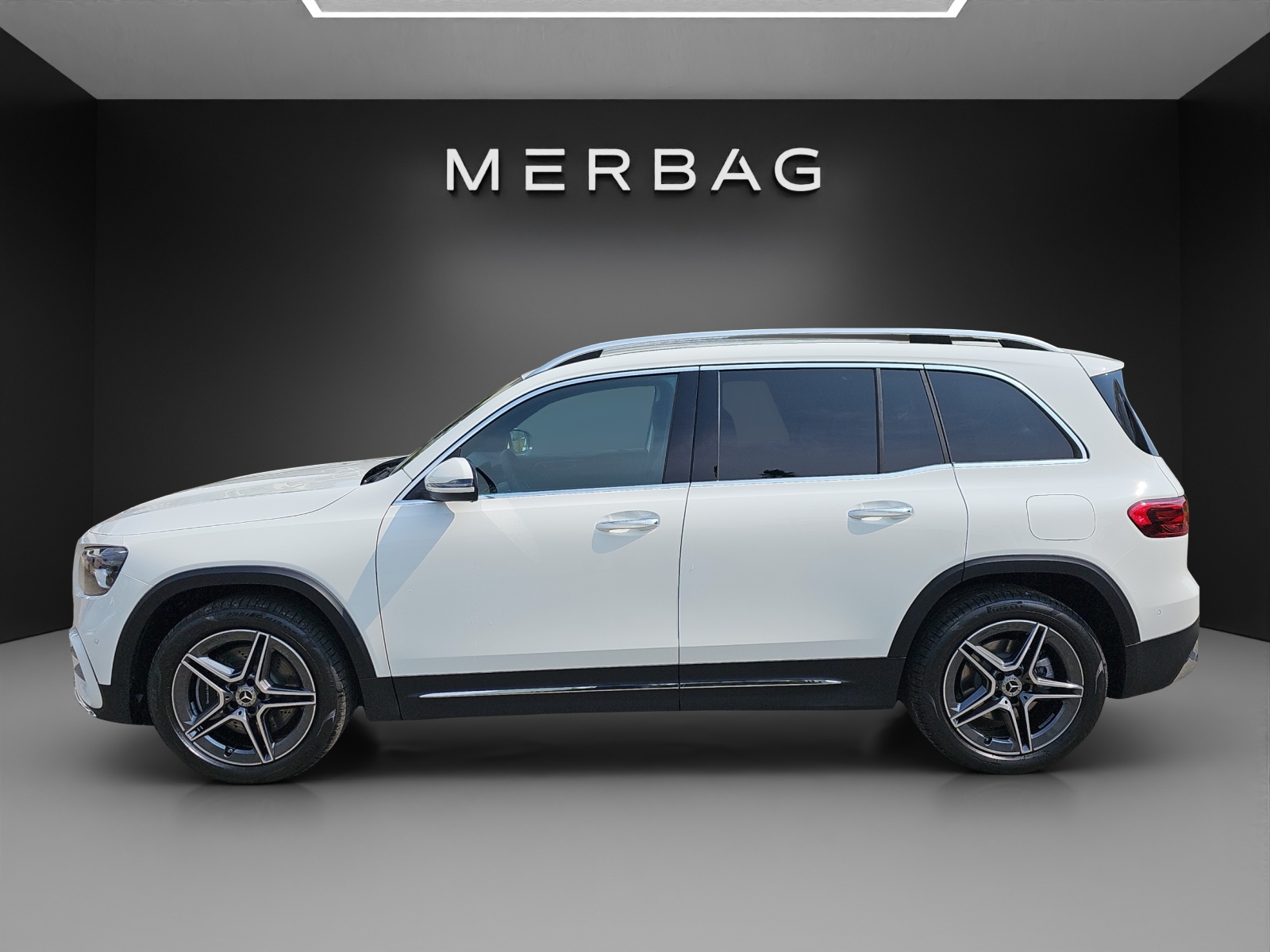 MERCEDES-BENZ GLB 220 4Matic 8G-Tronic-image-1