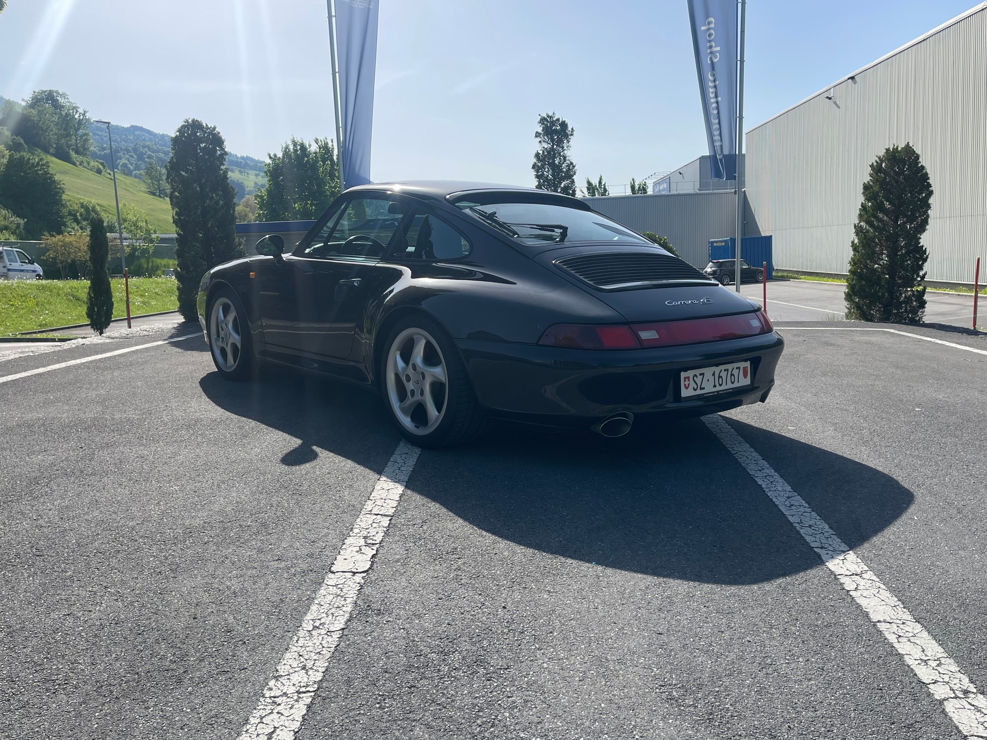 PORSCHE 911 Carrera 4S-image-9