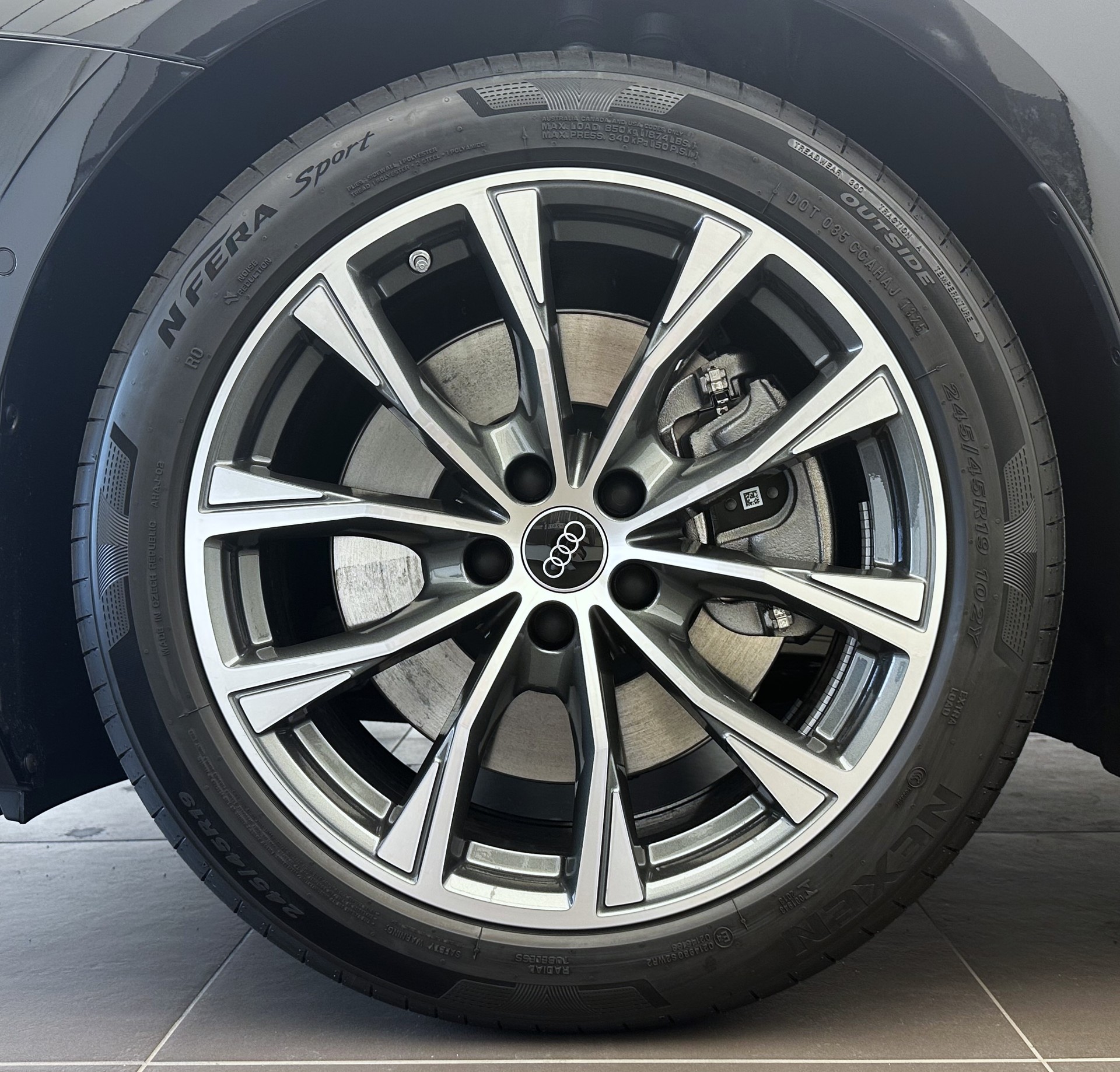 AUDI A6 Avant TDI quattro 150 kW S tronic-image-2