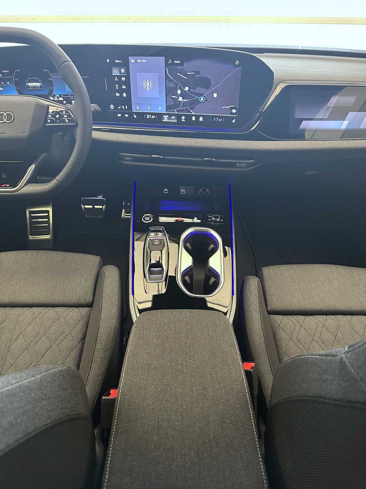AUDI A6 Avant TDI quattro 150 kW S tronic-image-11