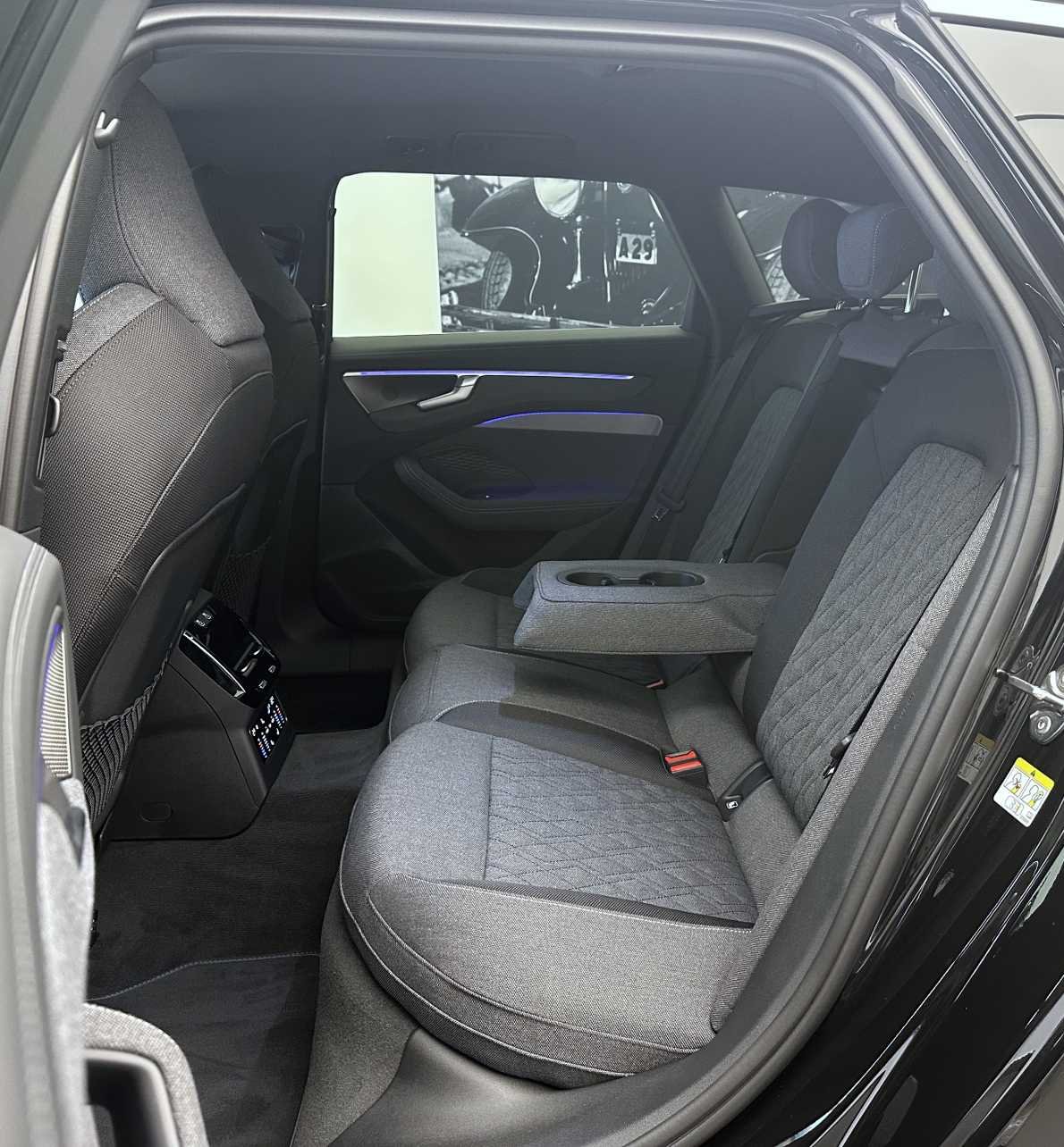 AUDI A6 Avant TDI quattro 150 kW S tronic-image-20