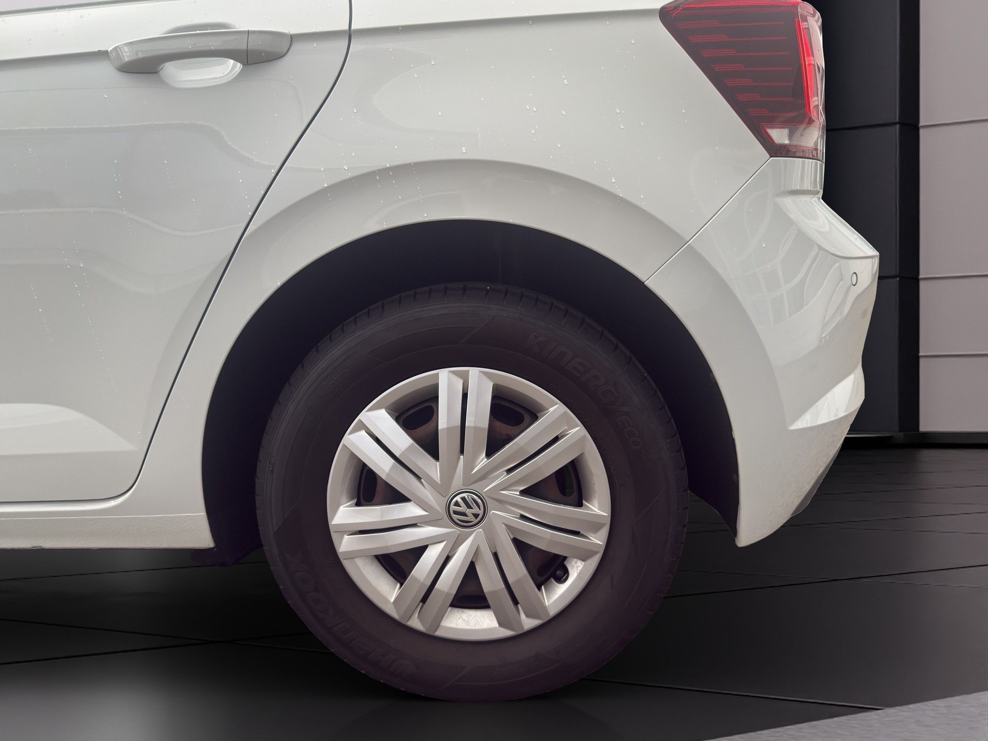 VW Polo 1.0 TSI BMT Trendline-image-24
