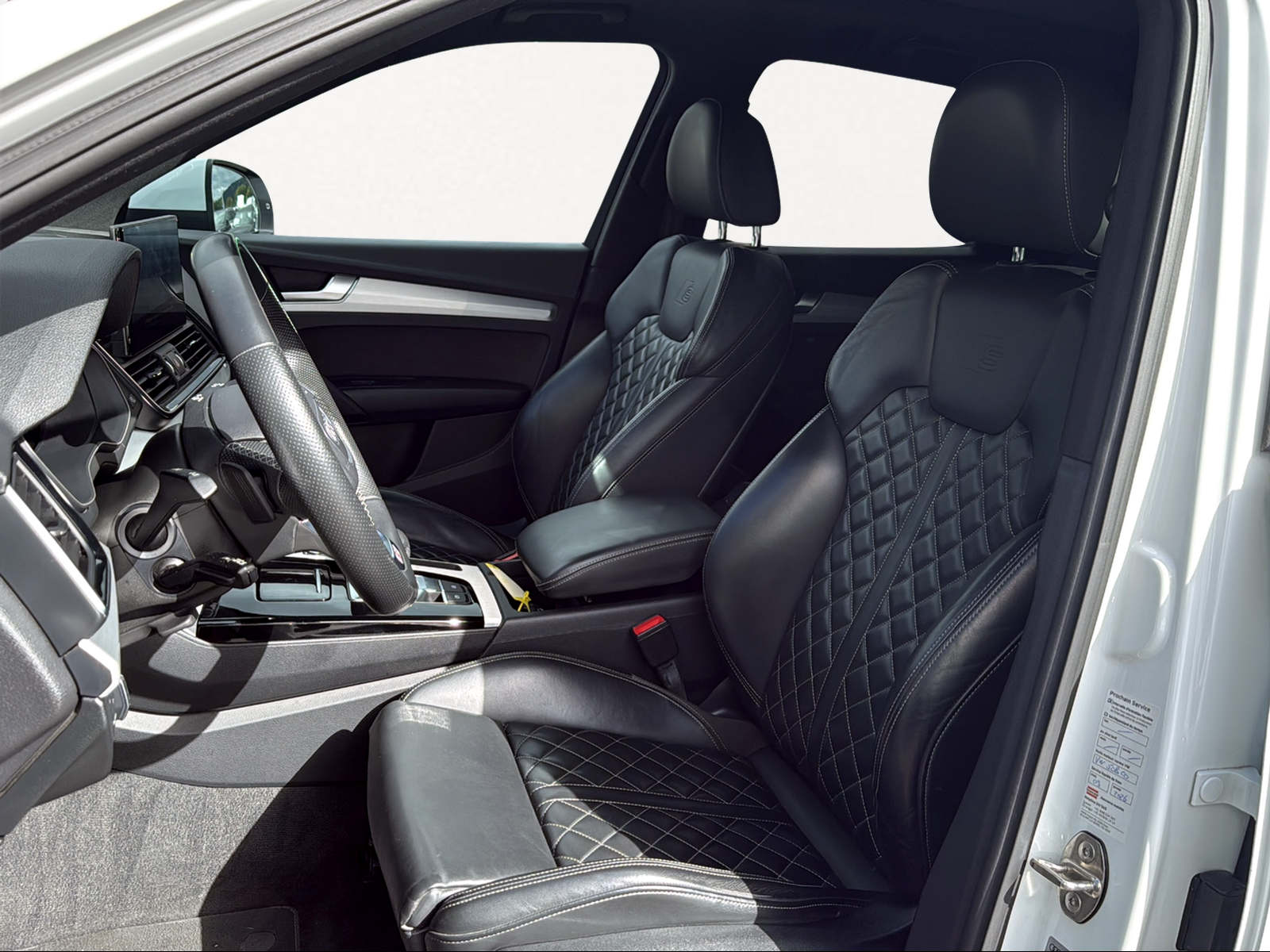 AUDI Q5 40 TDI S-line quattro S-tronic-image-5