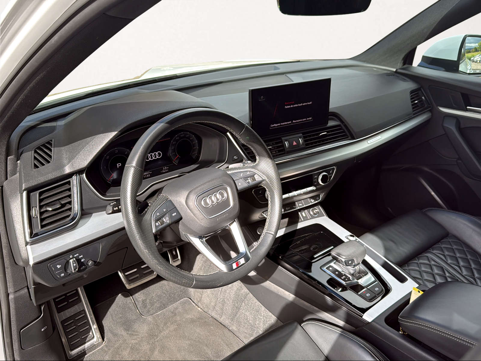 AUDI Q5 40 TDI S-line quattro S-tronic-image-6