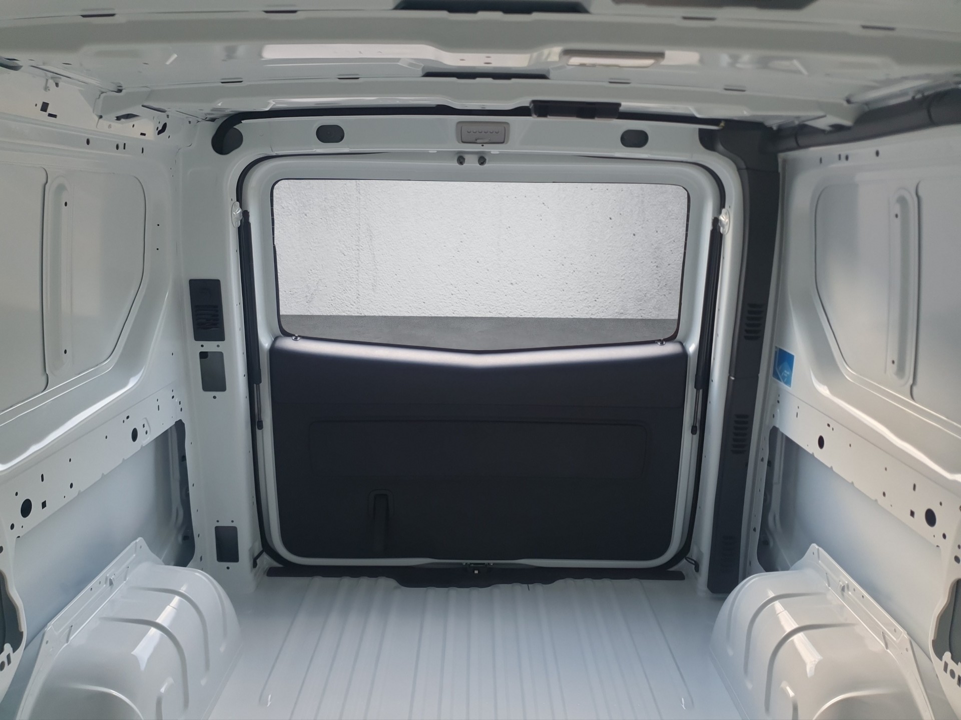 NISSAN Primastar 150 L1H1 N-Connecta DCT HK-image-16