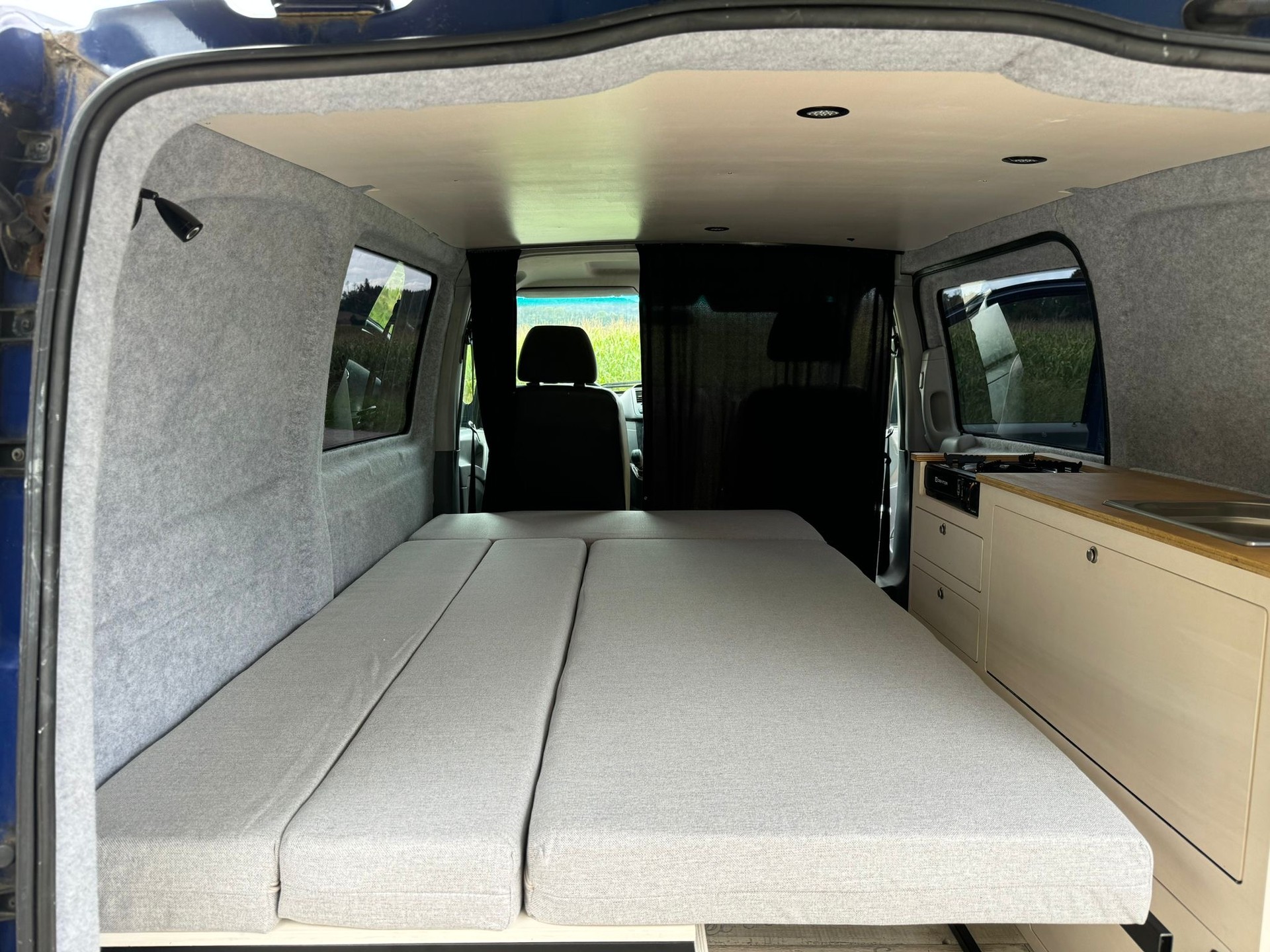 MERCEDES-BENZ Vito Saranda Beach-image-10