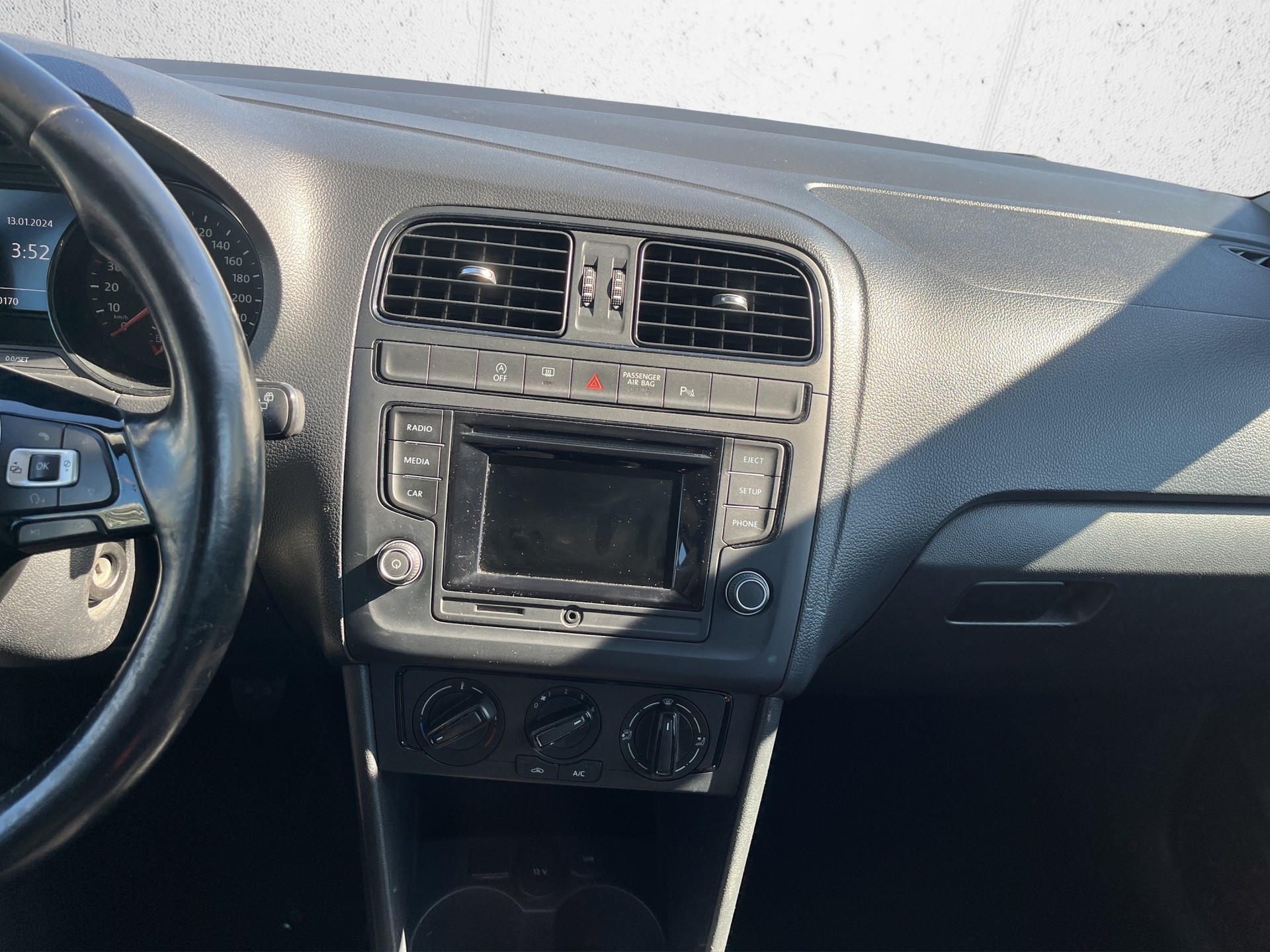 VW Polo 1.0 BMT Trendline-image-13