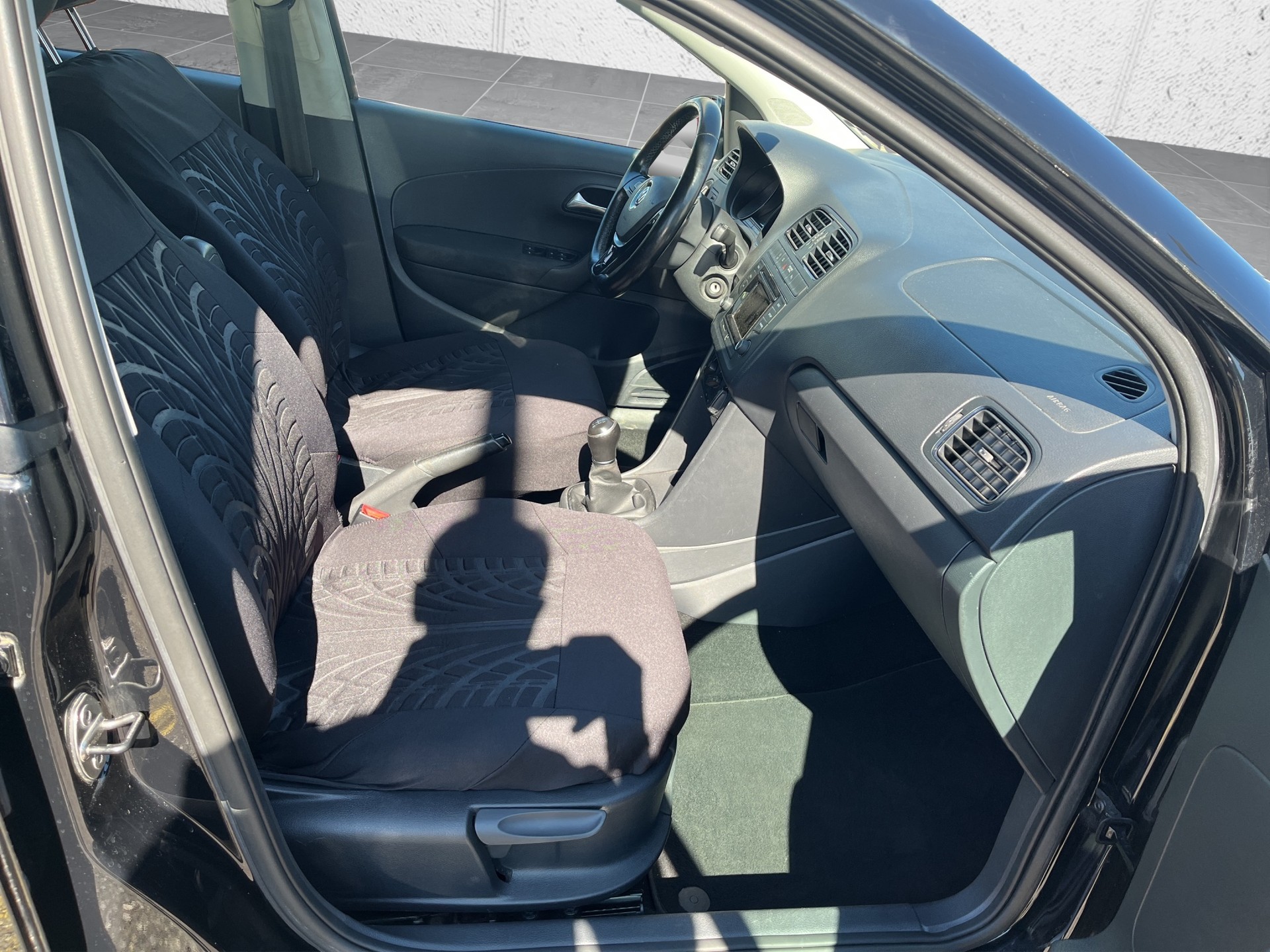 VW Polo 1.0 BMT Trendline-image-9