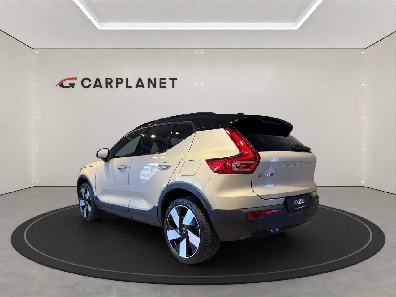 VOLVO EX40 Twin Ultra AWD-image-2