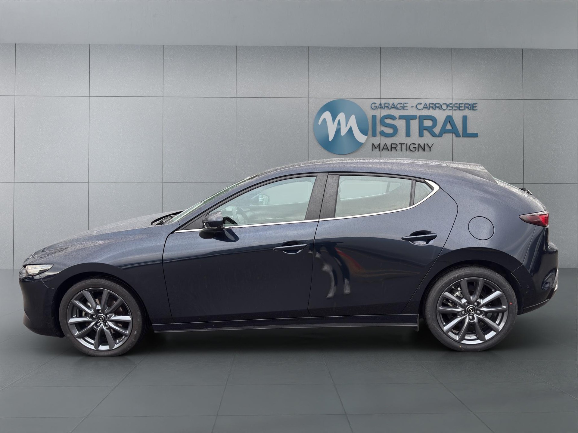 MAZDA 3 Hatchback 2.0 186 Ambition Plus-image-1