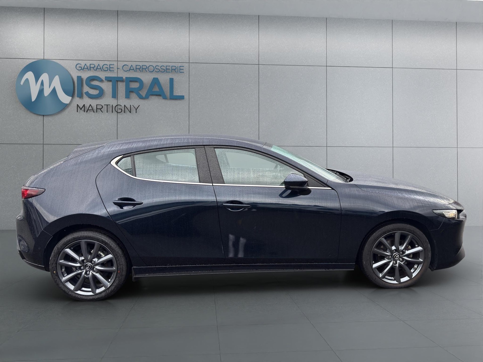 MAZDA 3 Hatchback 2.0 186 Ambition Plus-image-5