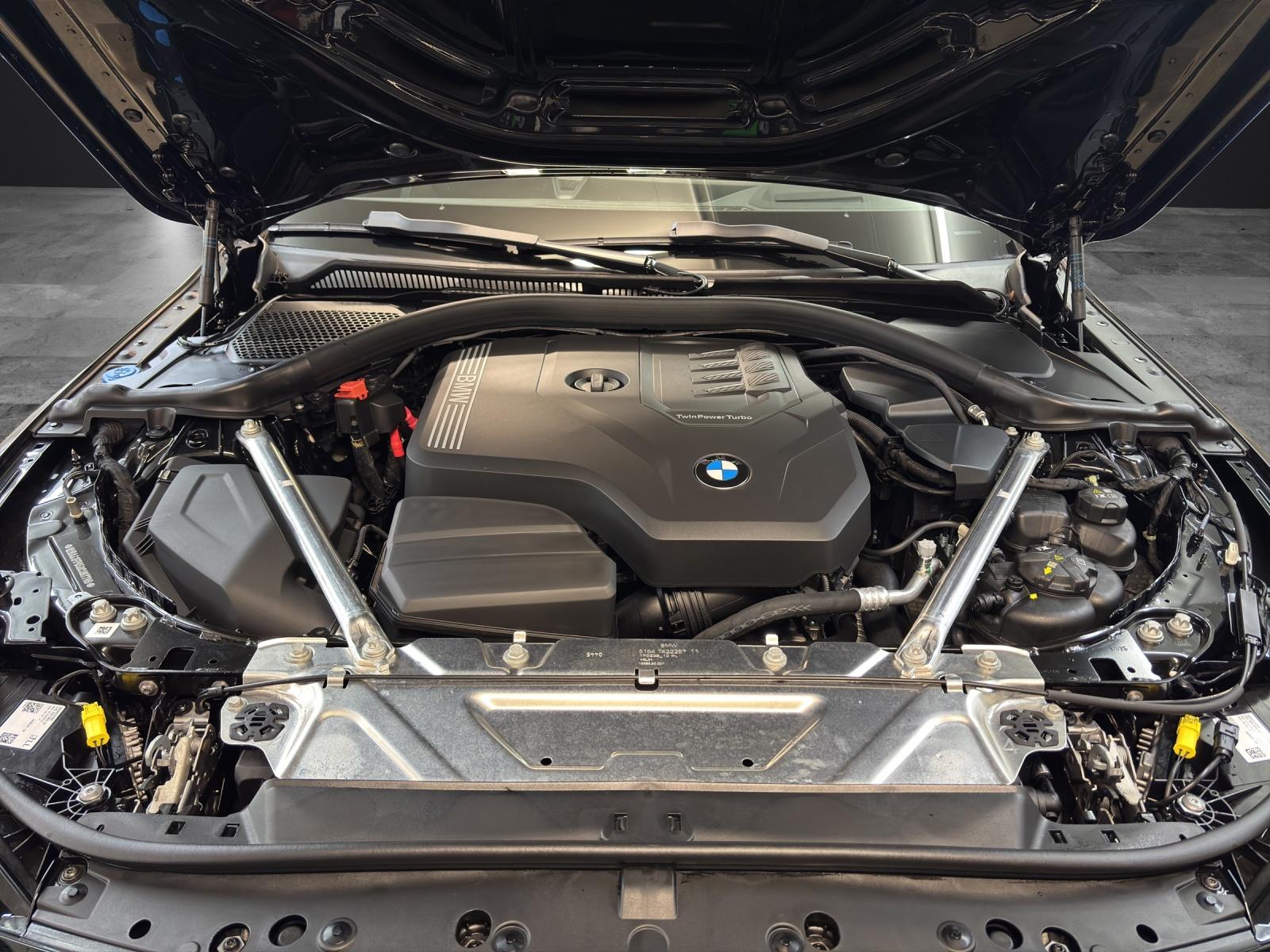BMW 430i xDrive Cabrio-image-22