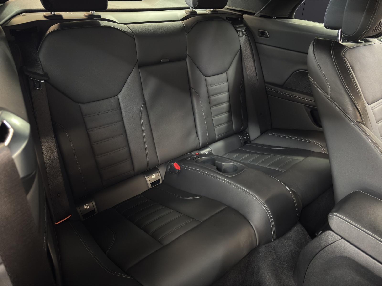 BMW 430i xDrive Cabrio-image-13