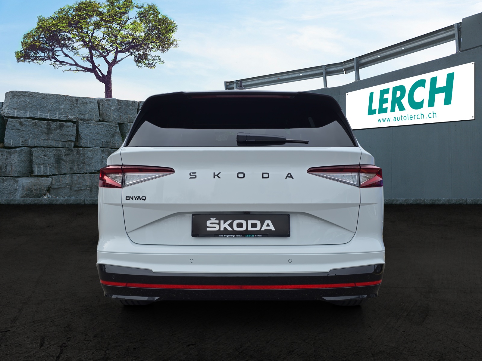 SKODA Enyaq 85x 4x4 RS-image-4