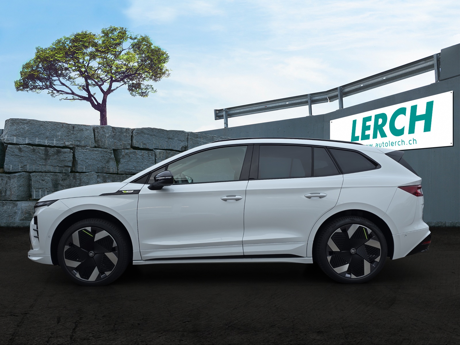 SKODA Enyaq 85x 4x4 RS-image-2
