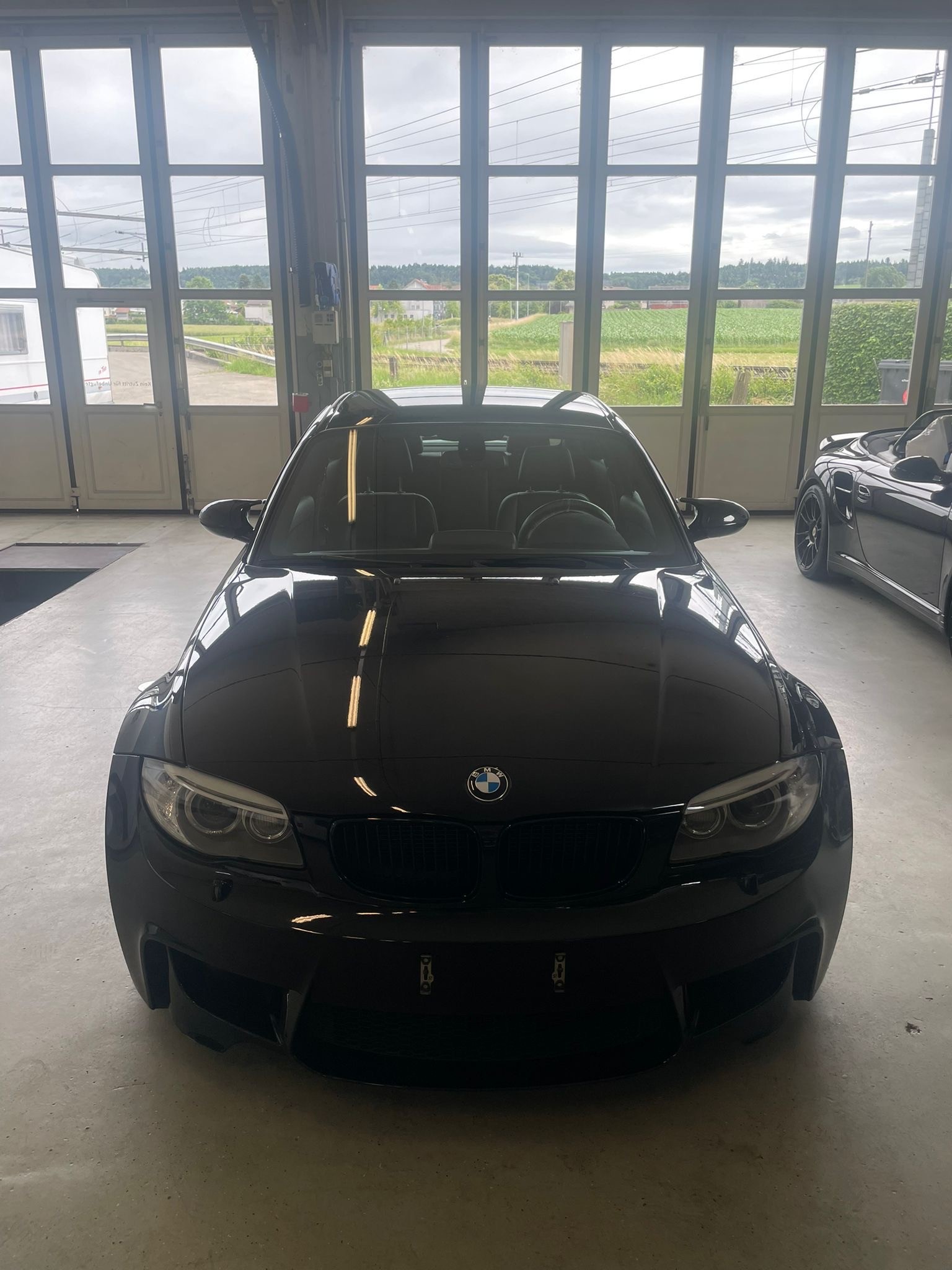 BMW 1er M Coupé-image-1