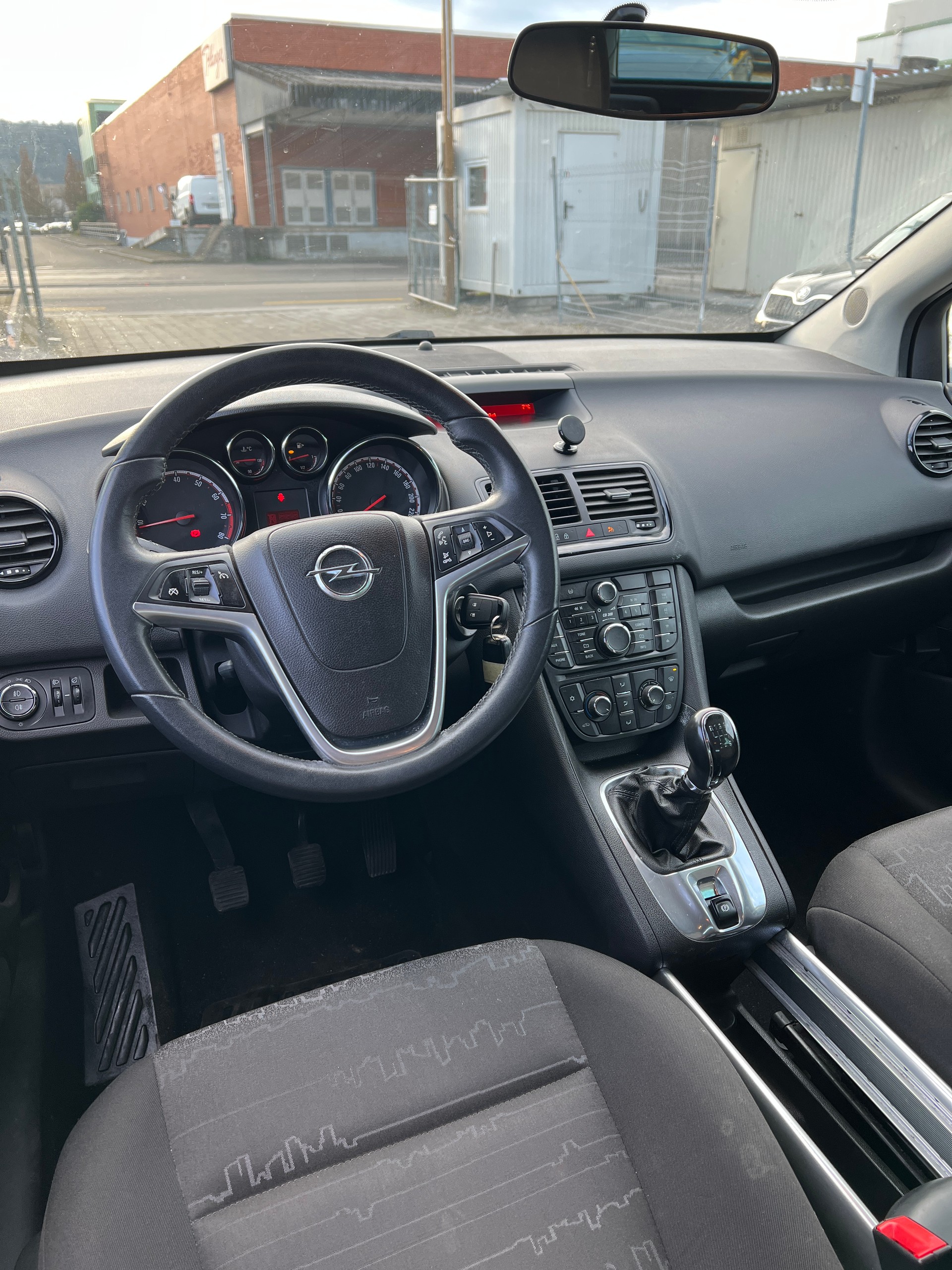 OPEL Meriva 1.4 Turbo Enjoy (Klima * Alufelgen * 8 Fachbereift * Multilenkrad * BO5)-image-11