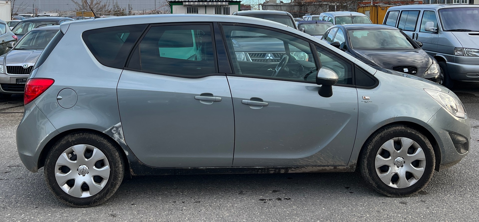 OPEL Meriva 1.4 Turbo Enjoy (Klima * Alufelgen * 8 Fachbereift * Multilenkrad * BO5)-image-7