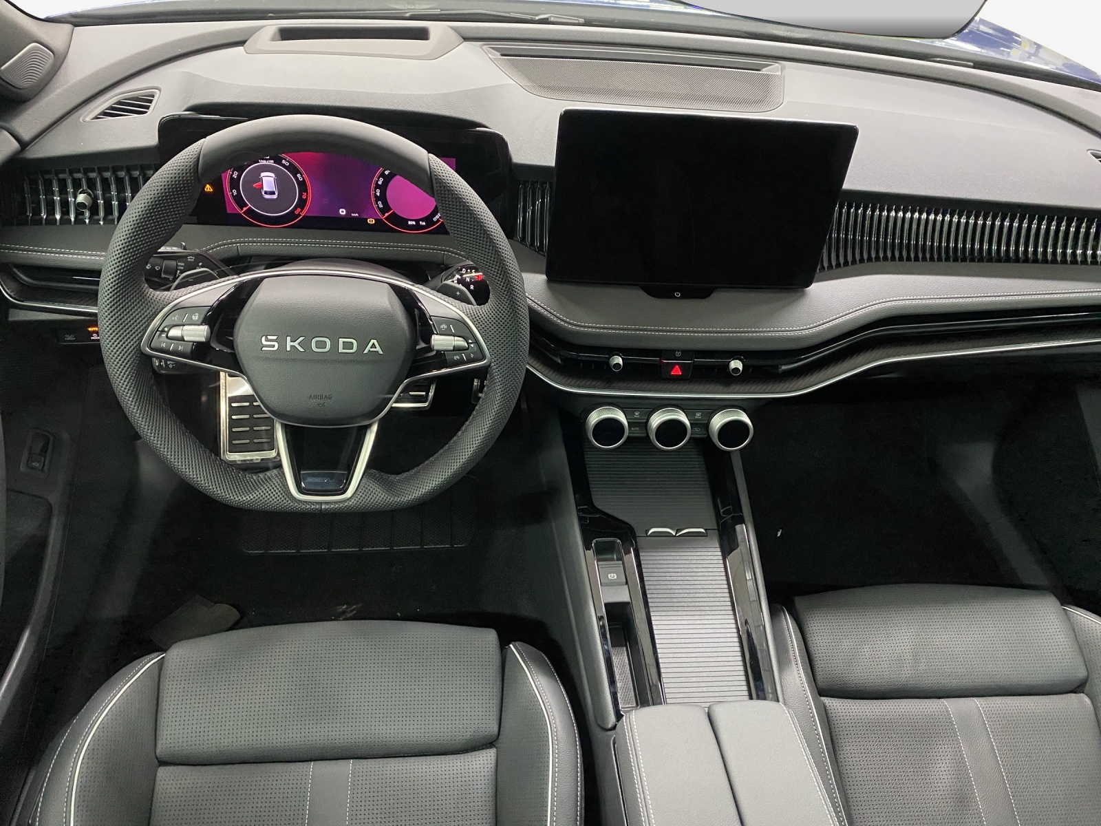 SKODA Superb Combi 2.0 TSI Sportline 4x4 DSG-image-8