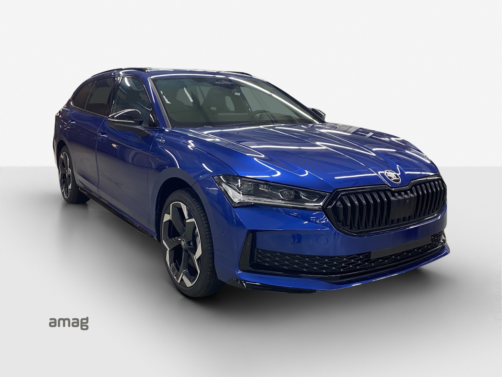 SKODA Superb Combi 2.0 TSI Sportline 4x4 DSG-image-5
