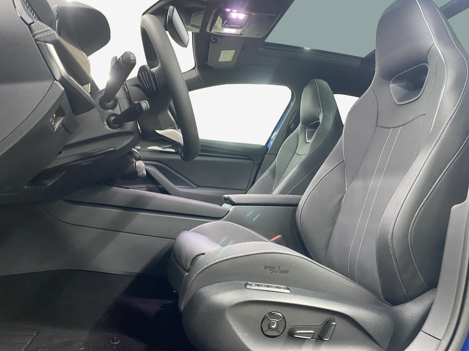 SKODA Superb Combi 2.0 TSI Sportline 4x4 DSG-image-7