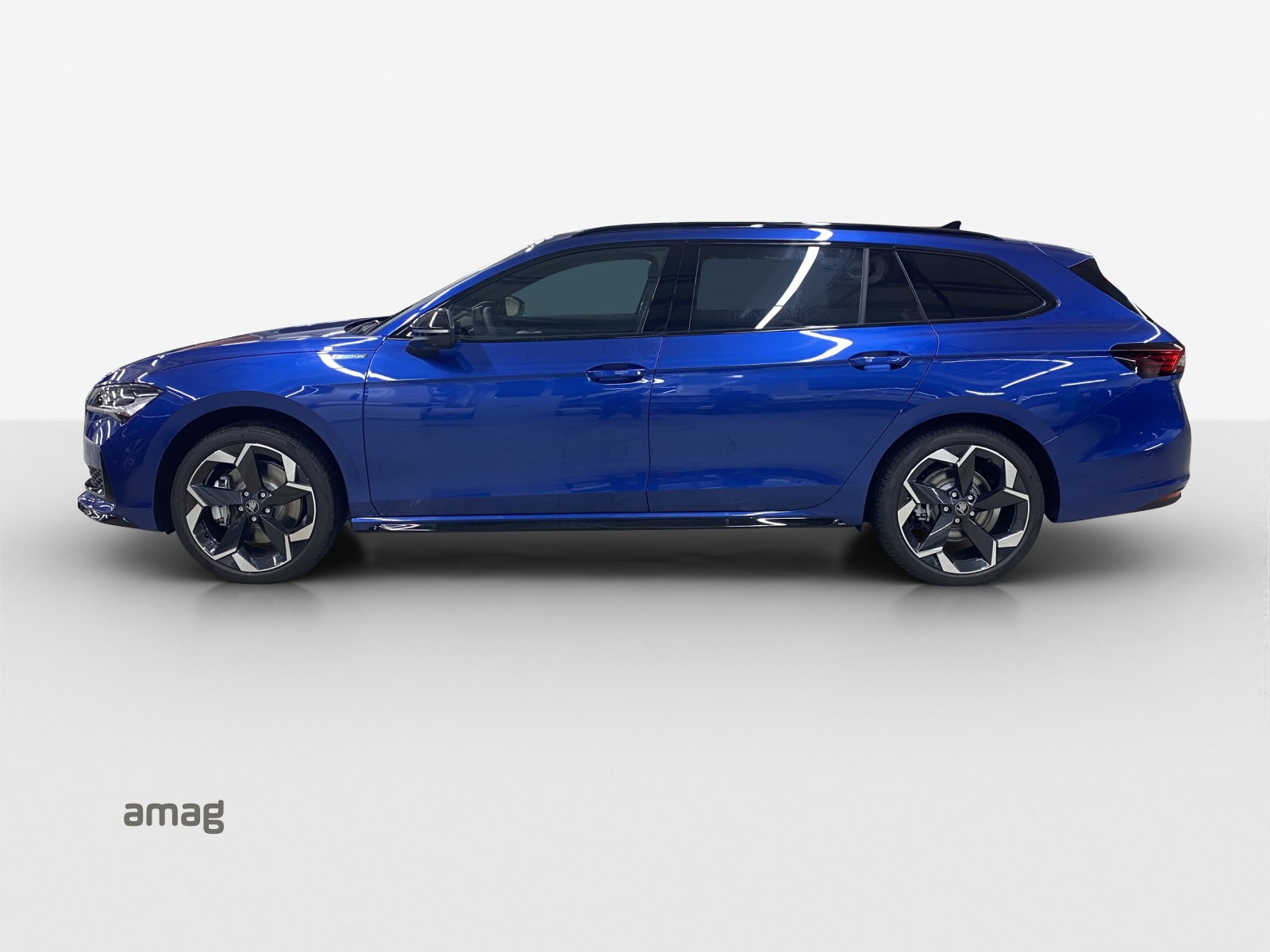 SKODA Superb Combi 2.0 TSI Sportline 4x4 DSG-image-1
