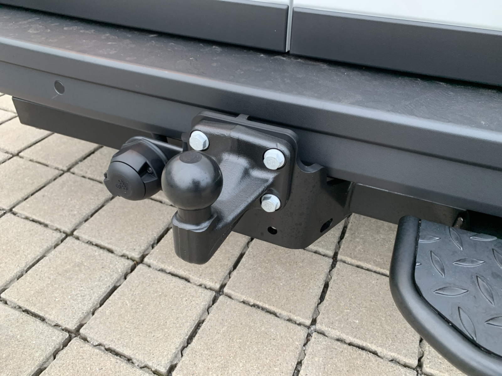 VW Crafter 35 Kasten 2.0 BiTDI L3H3 4Motion A-image-15