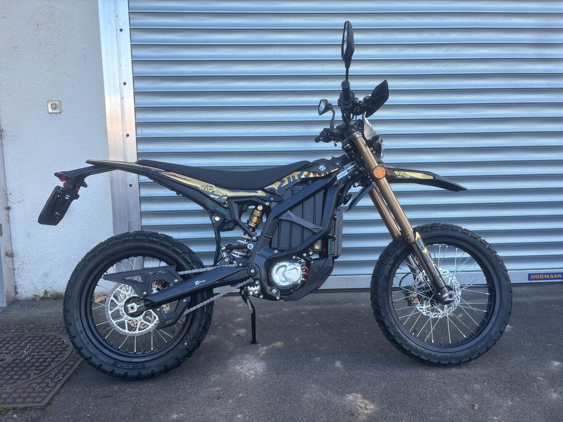 SUR-RON Ultra Bee HP-showroom-element-3
