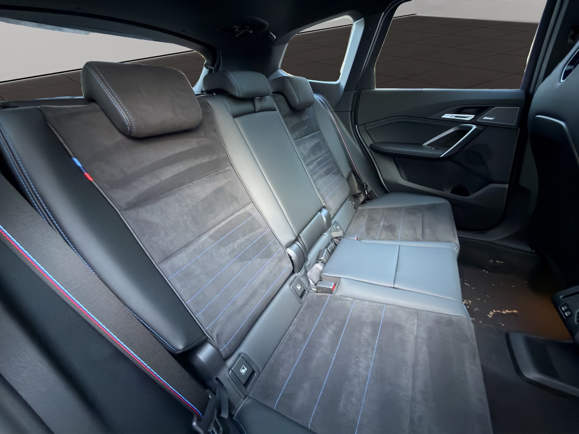 BMW X1 xDrive M35i-image-19
