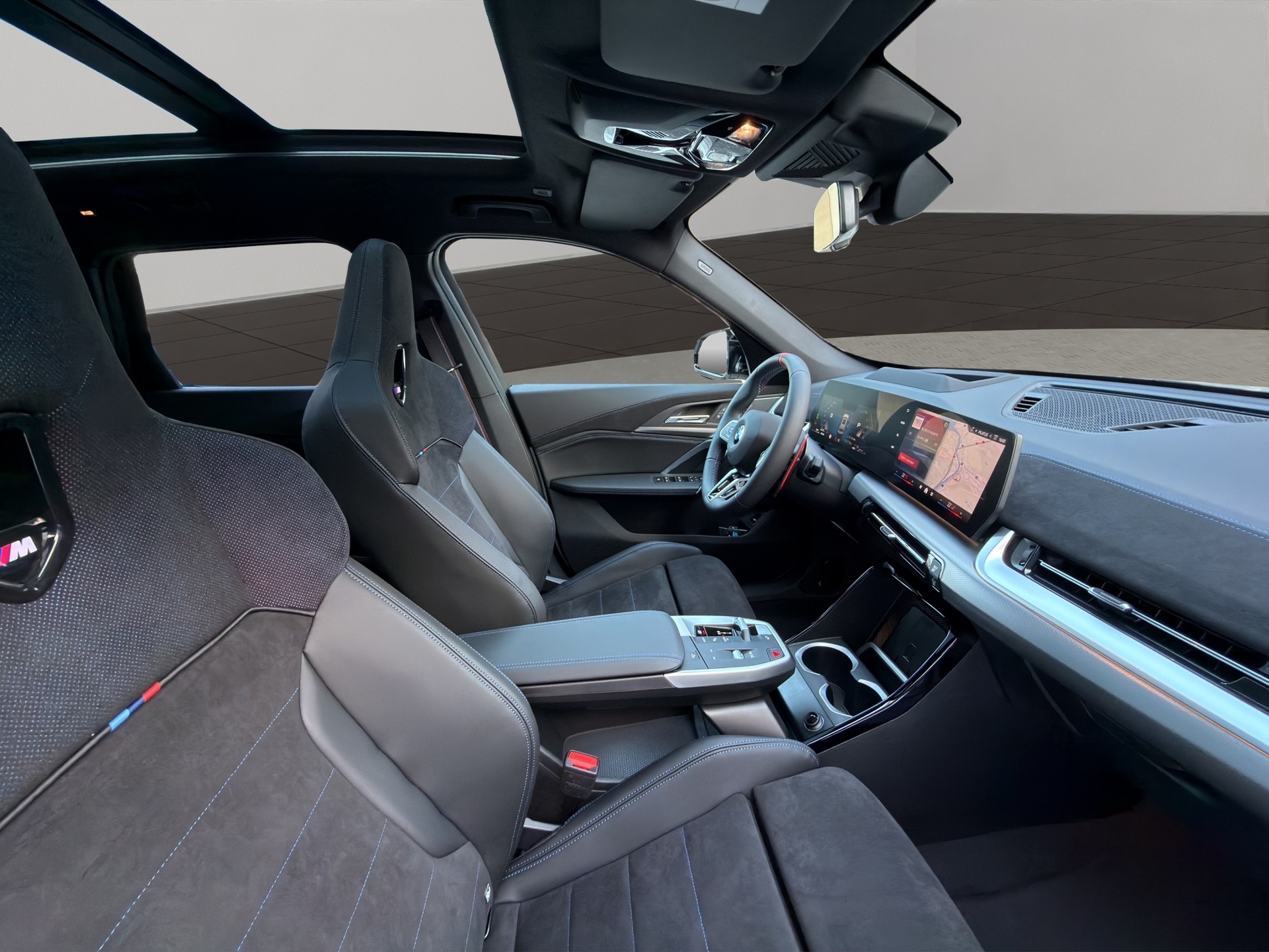 BMW X1 xDrive M35i-image-18