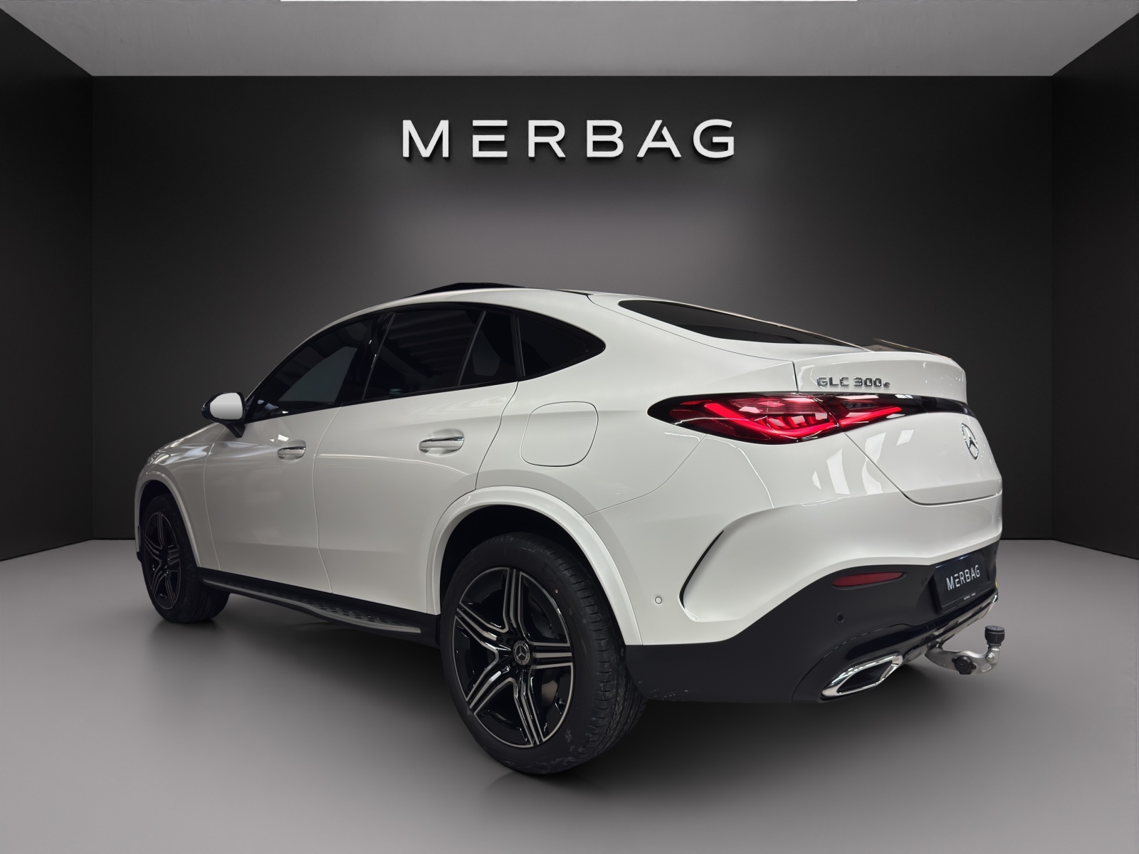 MERCEDES-BENZ GLC Coupé 300 e 4Matic 9G-Tronic EQ Star-image-3