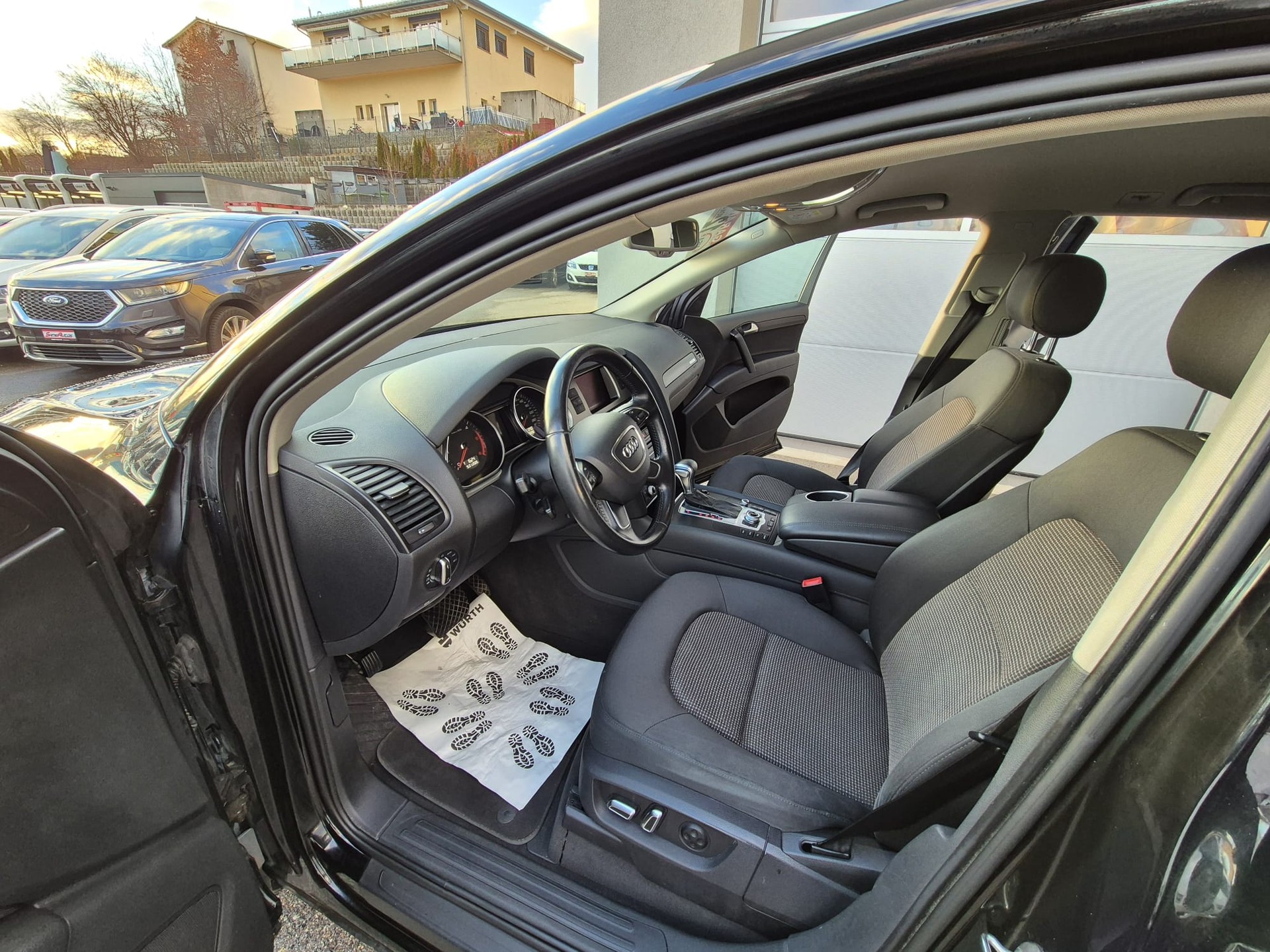 AUDI Q7 3.0 TDI quattro tiptronic-image-6