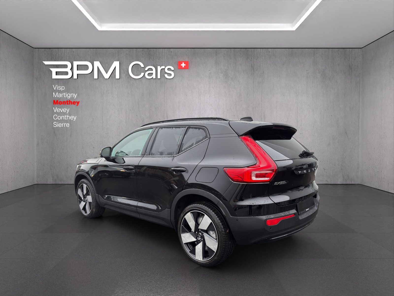 VOLVO EX40 82kWh Twin Motor AWD Ultra Xcentric Edition-image-5