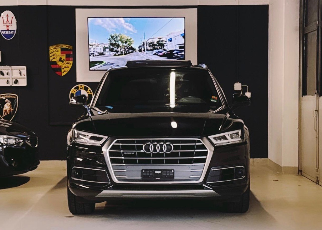 AUDI Q5 3.0 TDI sport quattro tiptronic-image-1
